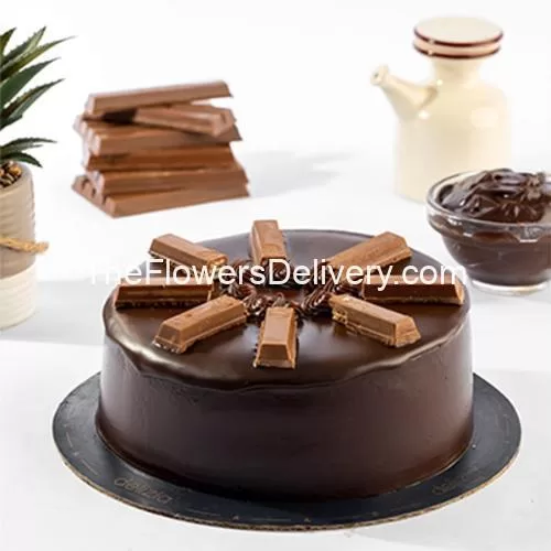 Delizia KitKat Cake Send Cake to Karachi from USA - TheFlowersDelivery.com