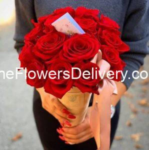 Best Anniversary Flowers in Pakistan - TheFlowersDelivery.com