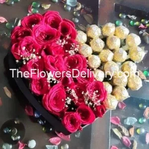Anniversary Flowers and Gifts Lahore - TheFlowersDelivery.com