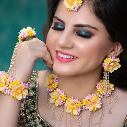 Mehndi Flowers Jewellery in Pakistan - TheFlowersDelivery.com