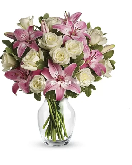 Mom's Day Flowers Karachi - TheFlowersDelivery.com