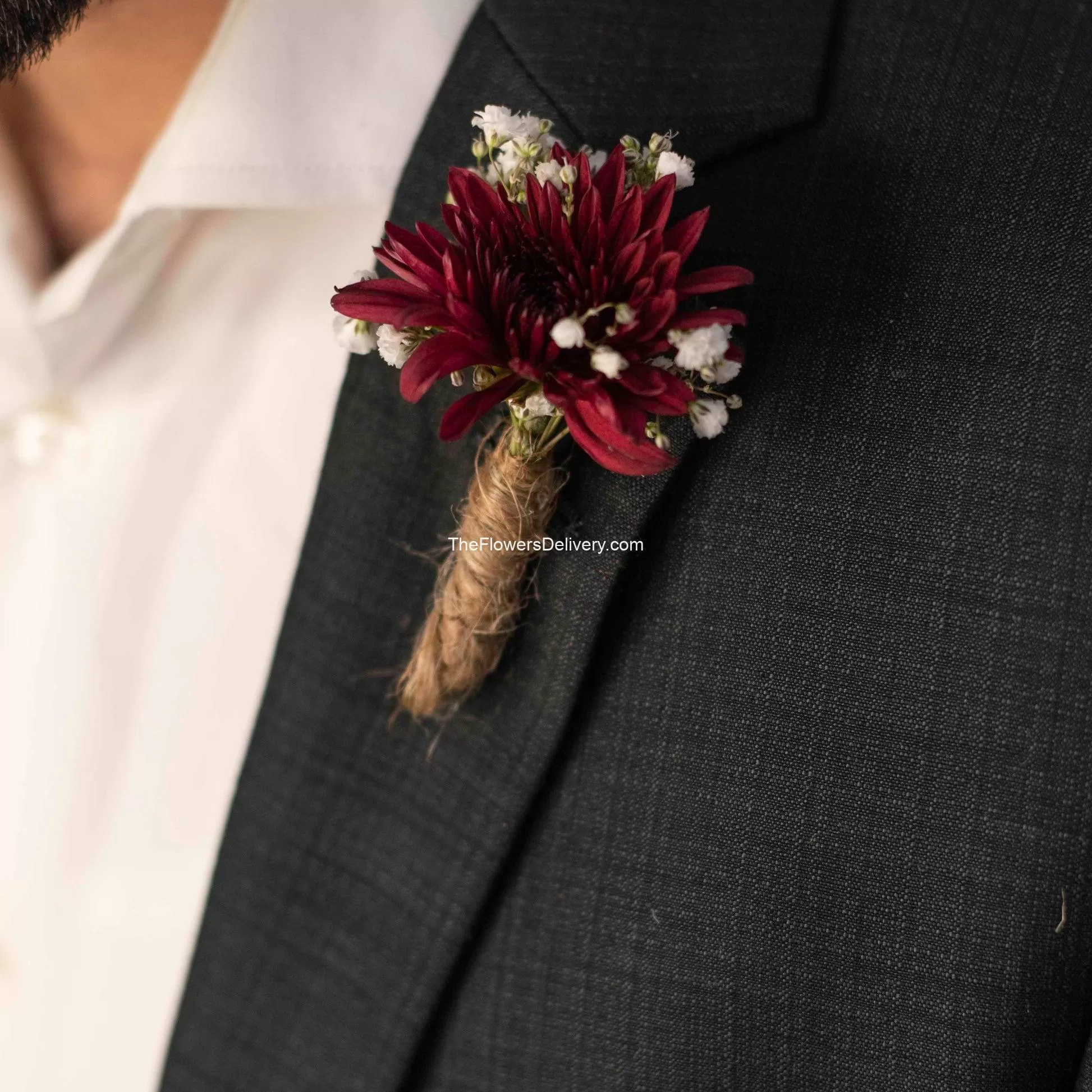 Maroon Boutonniere Pakistan - TheFlowersDelivery.com