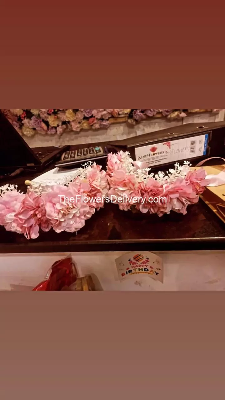Flowers Gajray Pakistan - TheFlowersDelivery.com