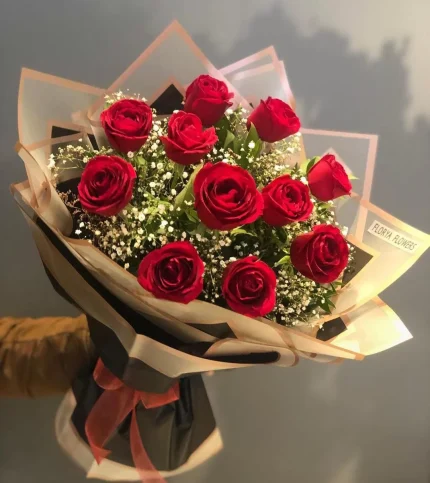 Online Anniversary Flowers Karachi - TheFlowersDelivery.com