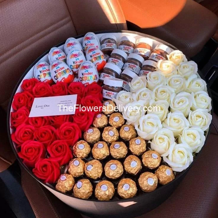 Anniversary Combo Sialkot - TheFlowersDelivery.com