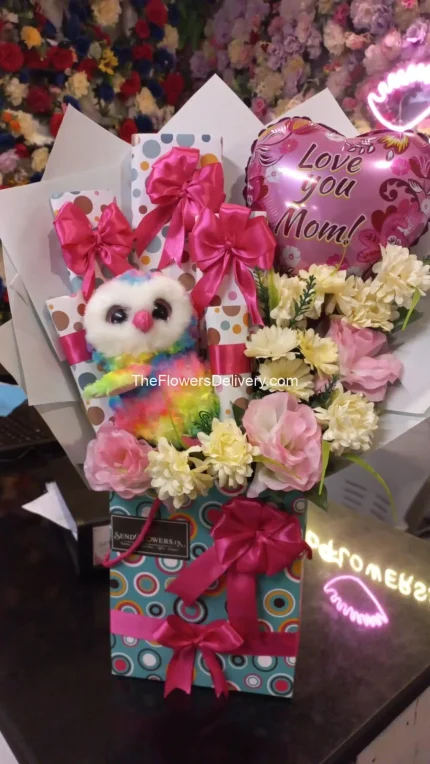 Send Mother's Day Gifts to Lahore - TheFlowersDelivery.com