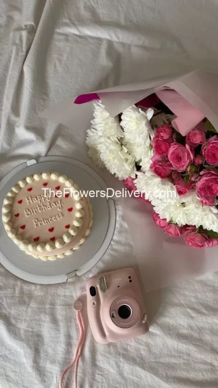 Cake and Bouquet Lahore -TheFlowersDelivery.com