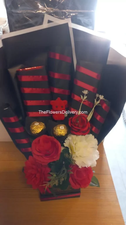 Best Valentine Gifts Pakistan - TheFlowersDelivery.com