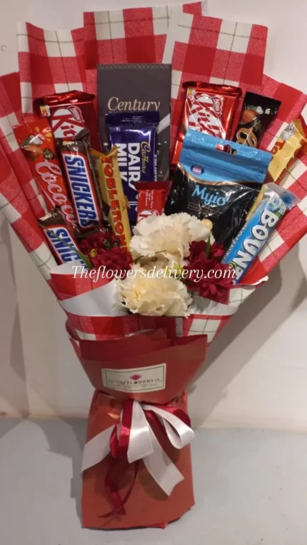 Valentine's Day Bouquet Lahore - TheFlowersDelivery.com