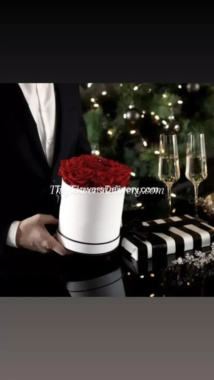 Valentine Gift to Lahore - TheFlowersDelivery.com