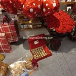 valentine gift for her - Theflowersdelivery.com