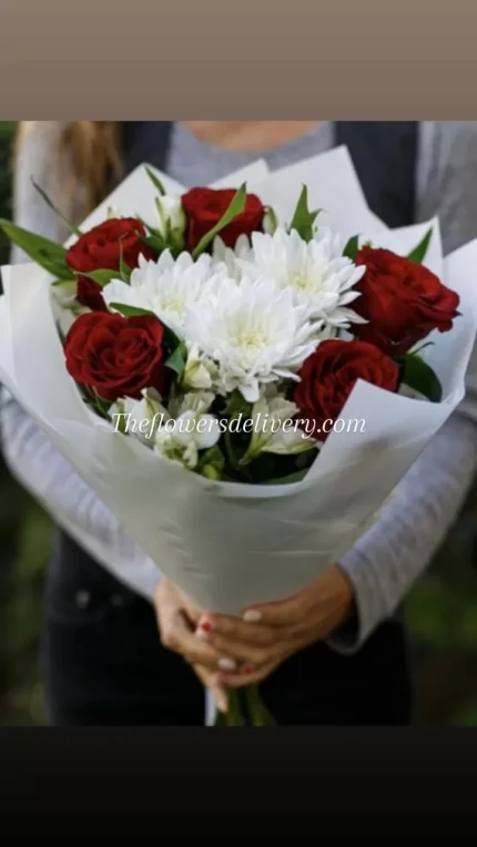 Flower Bouquet Delivery Pakistan - TheFlowersDelivery.com