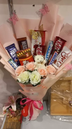 Chocolate Bouquet -TheFlowersDelivery.com