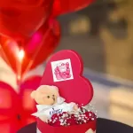 Valentine's Flower Box to Pakistan -TheFlowersDelivery.com