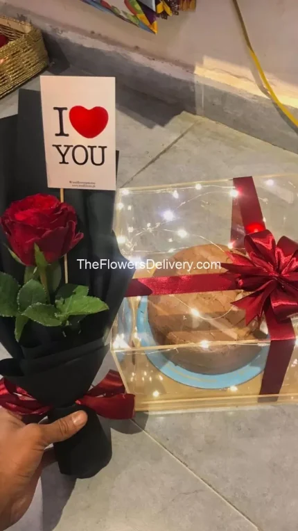 Valentine's Day Combo Lahore - TheFlowersDelivery.com
