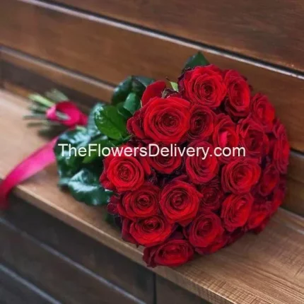 Valentine Day Flowers Delivery Pakistan - Theflowersdelivery.com
