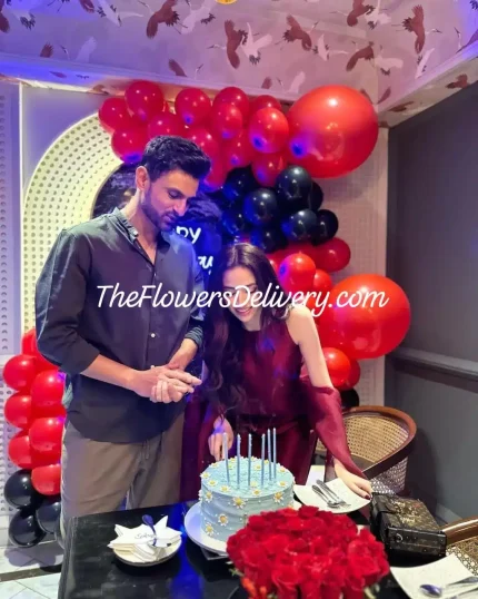 Send Flowers and Cake to Lahore - TheFlowersDelivery.com