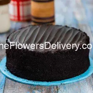Pie In The Sky Fudge Cake Delivery Karachi - TheFlowersDelivery.com