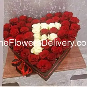 Send Valentine's Flower Box to Pakistan - TheFlowersDelivery.com