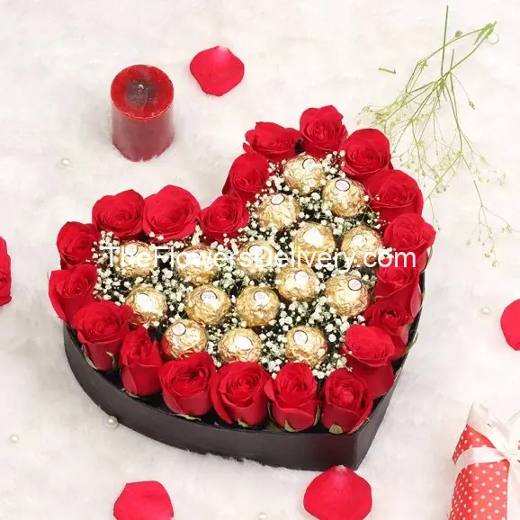 Flower and Chocolate Box Lahore - TheFlowersDelivery.com