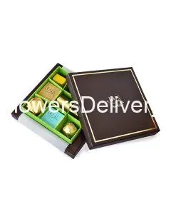 Send Gift Box to Pakistan - TheFlowersDelivery.com