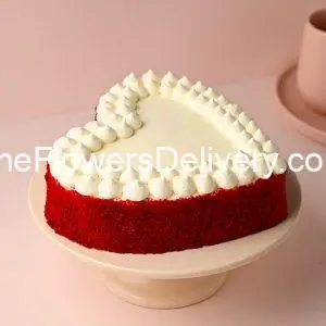 Red Velvet Heart Cake Pakistan - TheFlowersDelivery.com