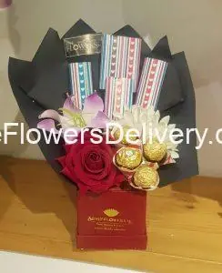 Anniversary Gift Box Rawalpindi - TheFlowersDelivery.com