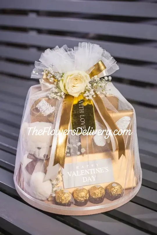 Best Online Gifts Store in Pakistan - TheFlowersDelivery.com