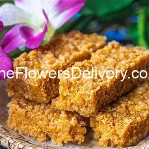 Mithai Box Delivery Faisalabad - TheFlowersDelivery.com