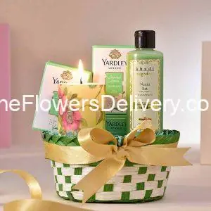 Gift Basket Delivery Karachi - TheFlowersDelivery.com