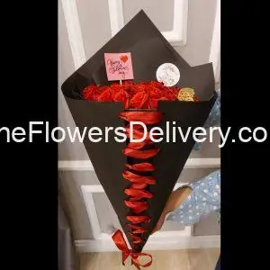 Red Rose Bouquet Lahore -TheFlowerdelivery.com