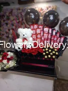 Valentines Day Chocolate and Flower Delivery Lahore - TheFlowerDelivery.com