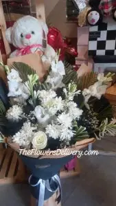 White Flowers Lahore - TheFlowersDelivery.com
