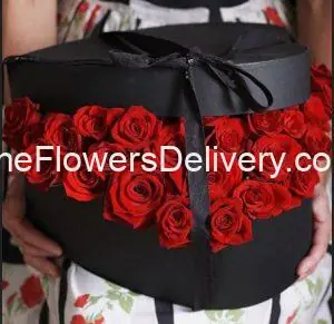 Send Flowers for Valentine Lahore - TheFlowersDelivery.com