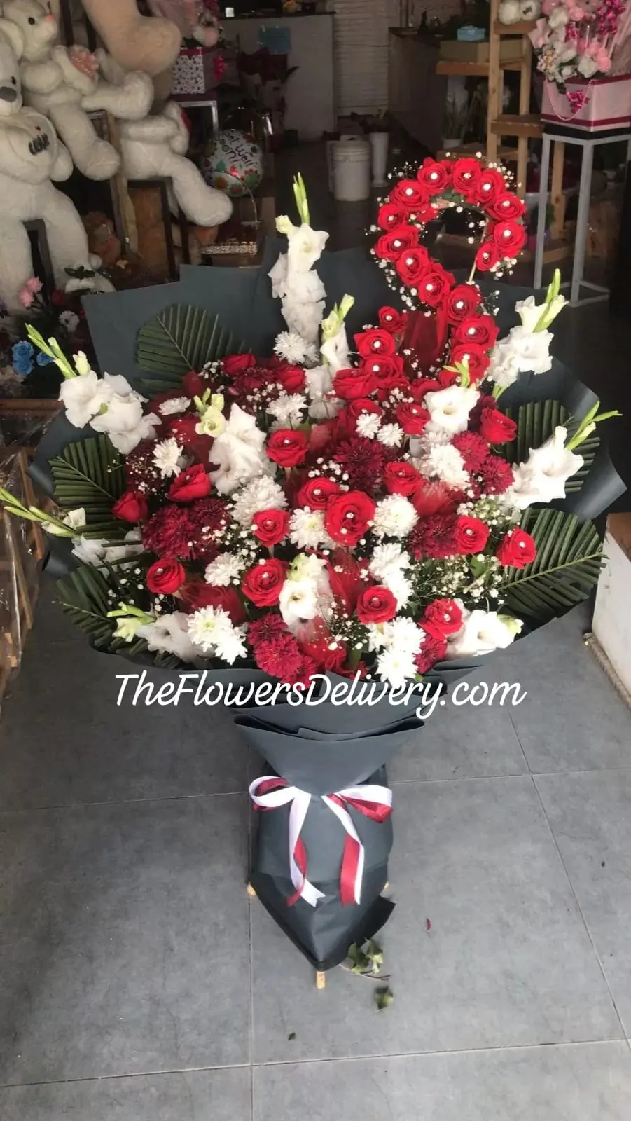 Valentine Flowers Online Lahore - TheFlowersDelivery.com