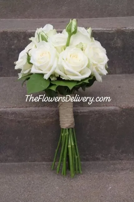 Sympathy Roses Lahore - TheFlowersDelivery.com