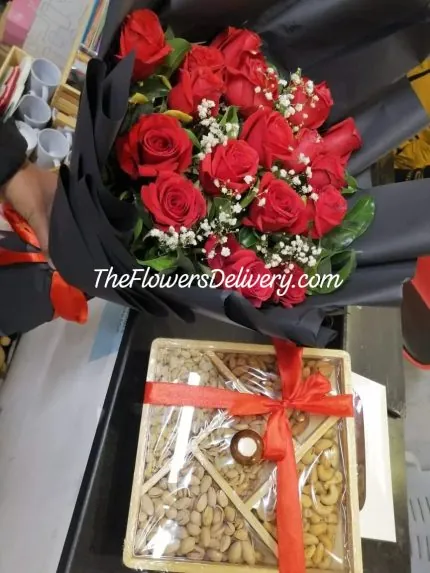 Dry Fruits and Flowers Lahore - TheFlowersDelivery.com