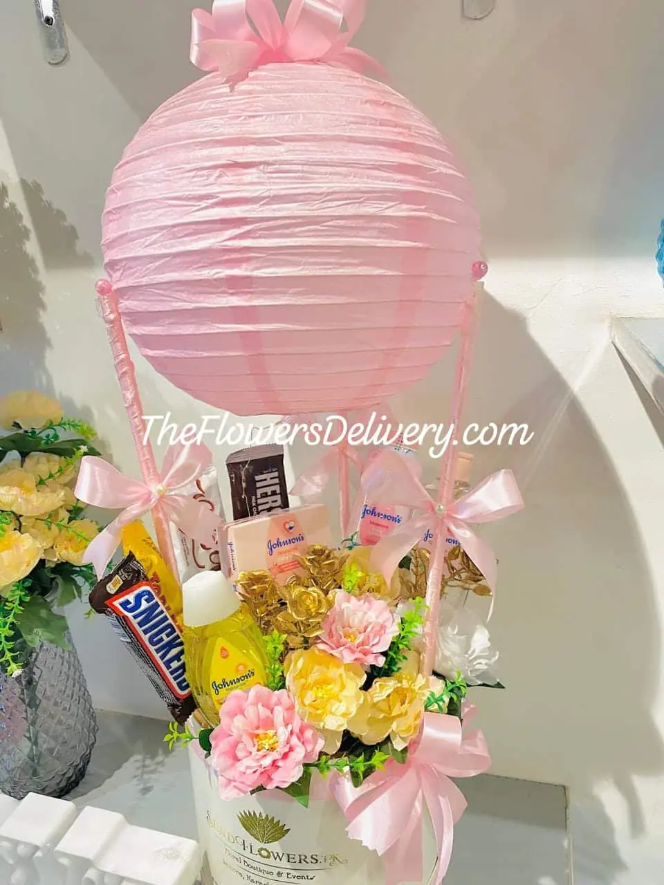 New Born Gifts Delivery Lahore - TheFlowersDelivery.com