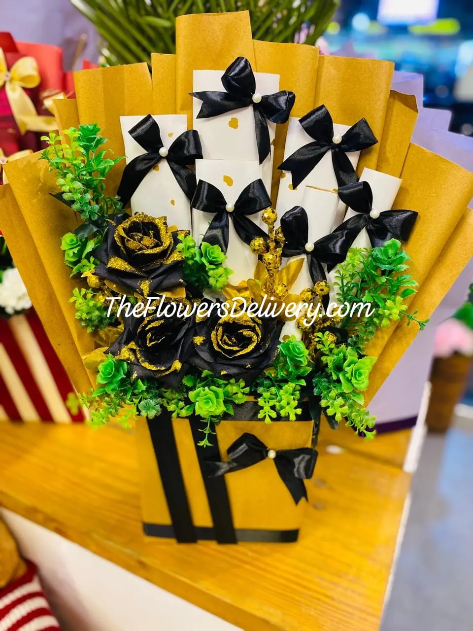 Flowers and Gifts Delivery Lahore - TheFlowersDelivery.com