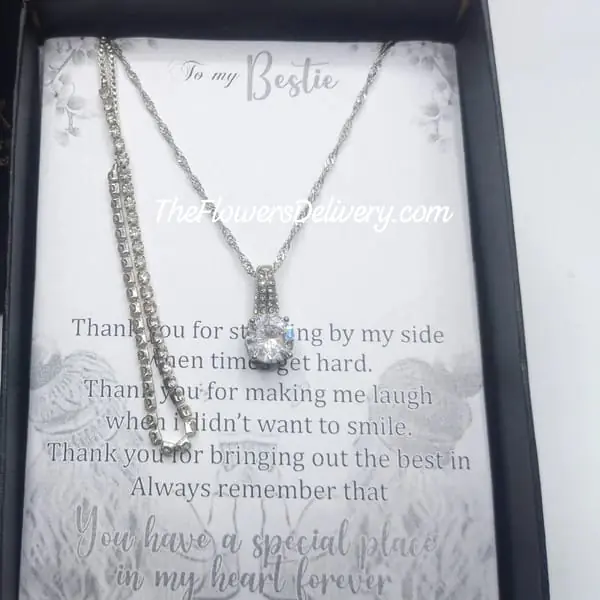 Jewellery Gift for Her Karachi - TheFlowersDelivery.com
