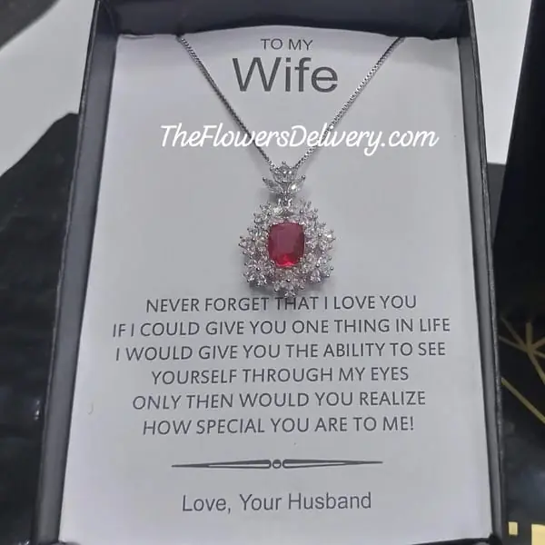 Pendant Gift Box Islamabad - TheFlowersDelivery.com