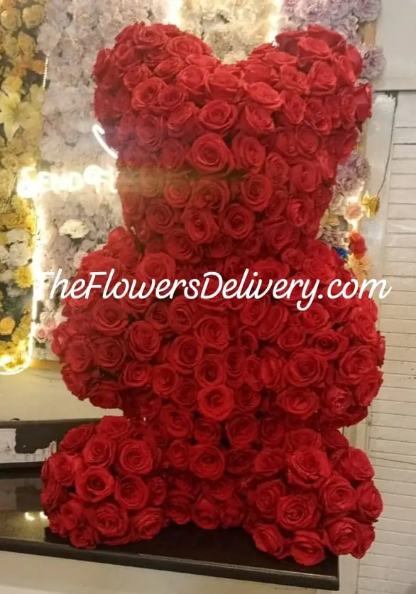 Valentine Flowers Lahore - The Flowers Delivery