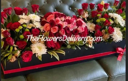 Valentine's Day Flowers for Her Lahore - TheFlowersDelivery.com