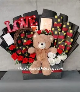 Gifts for Valentine Lahore - TheFlowersDelivery.com