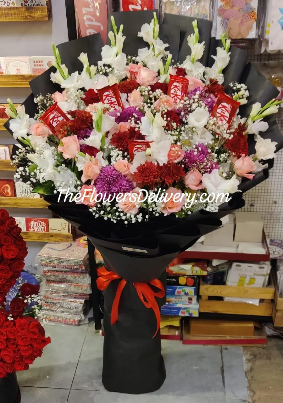 Birthday Flowers Online Shop Karachi - TheFlowersDelivery.com