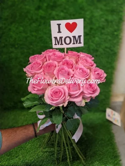 Mom's Day Flowers Islamabad - TheFlowersDelivery.com