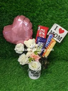 Mother's Day Flowers Mug Lahore - TheFlowersDelivery.com