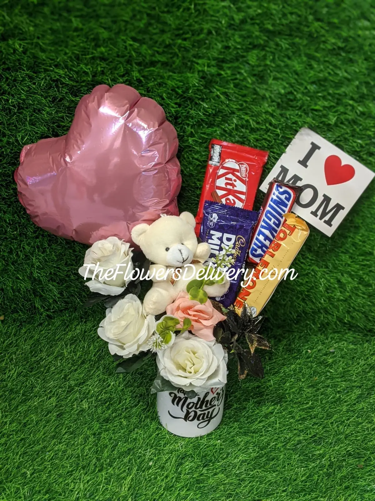 Mother's Day Flowers Mug Lahore - TheFlowersDelivery.com