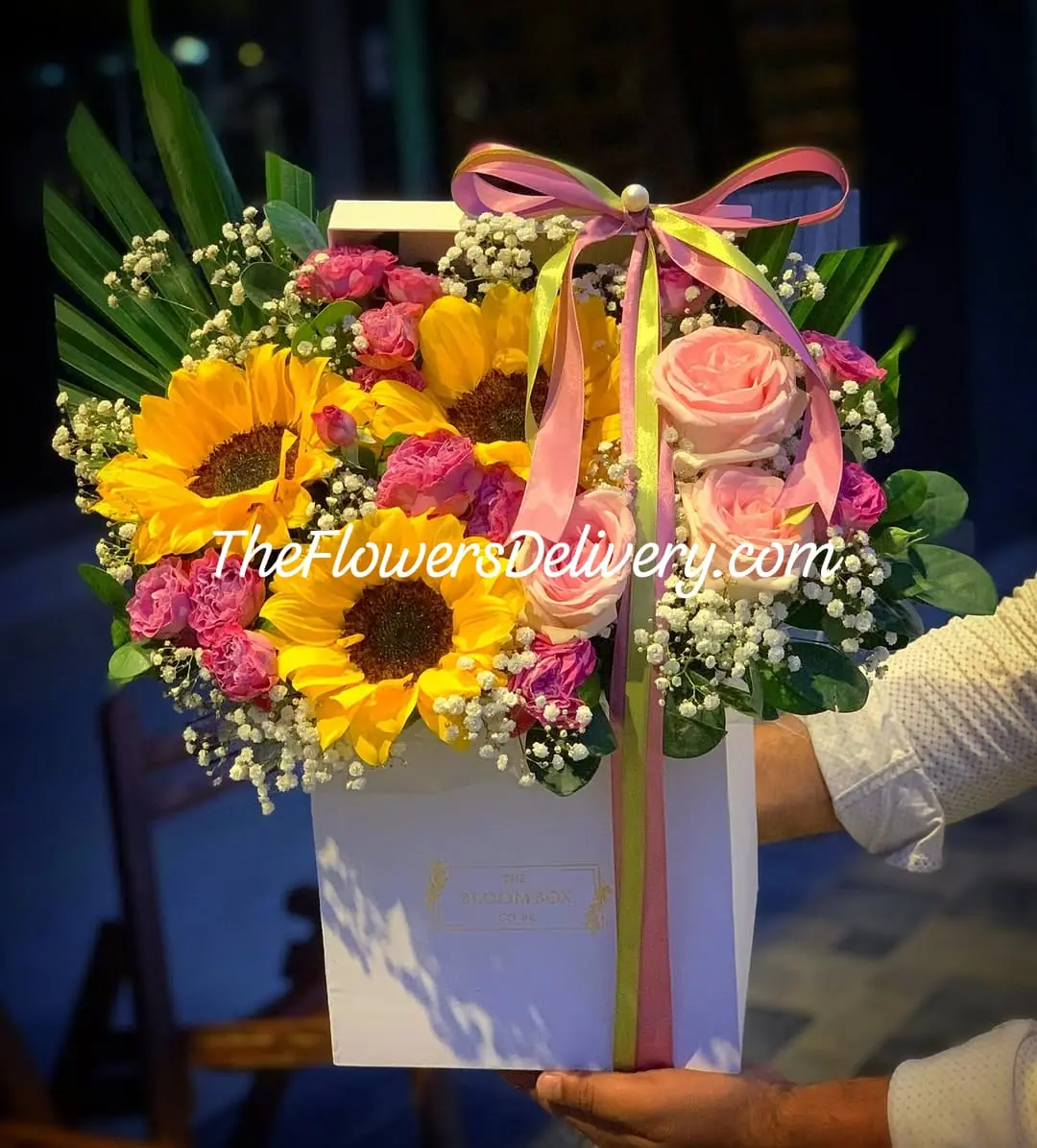 Mother's Day Flowers Sargodha - TheFlowersDelivery.com