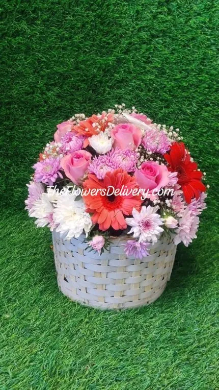 Mother's Day Flowers Basket Karachi - TheFlowersDelivery.com